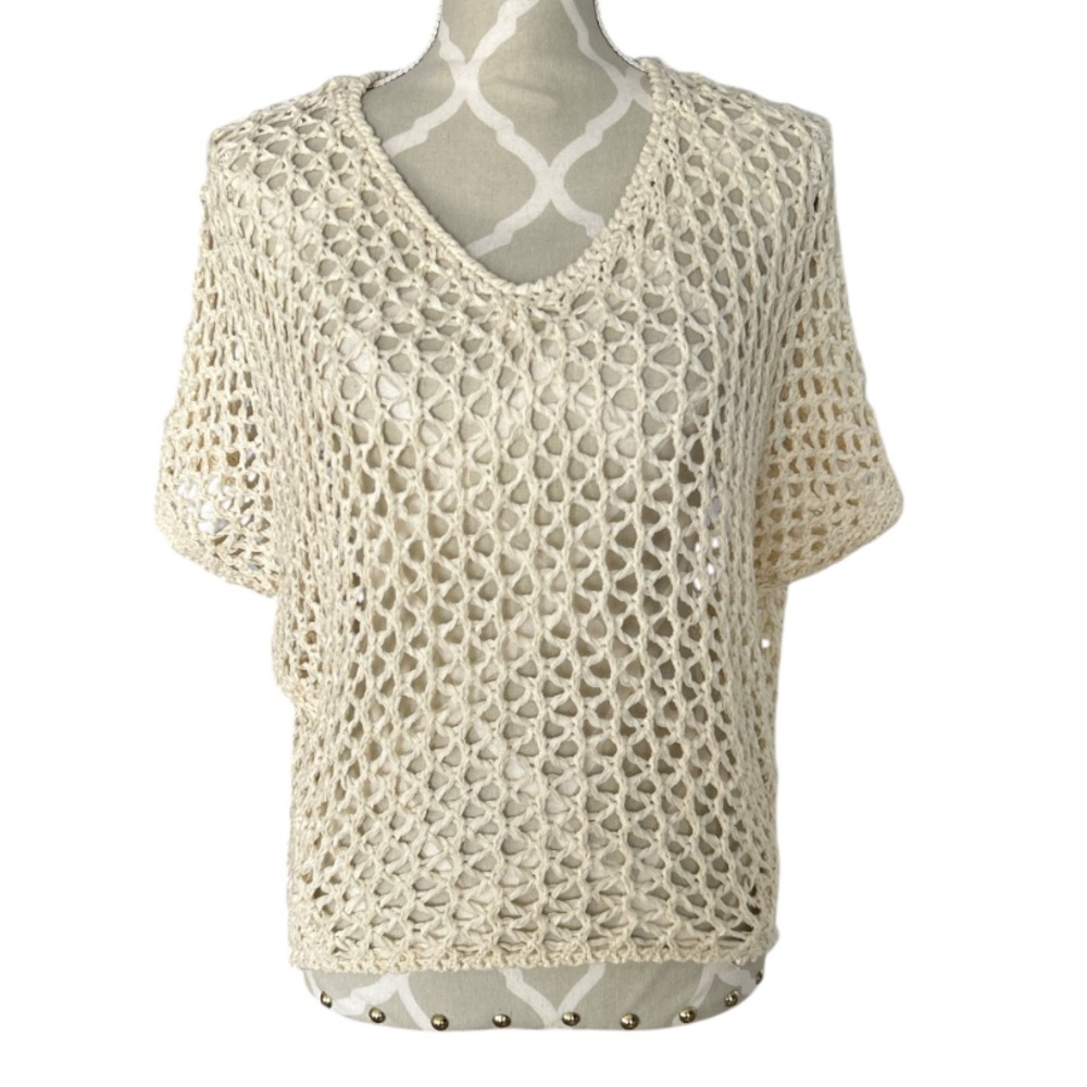 💕 QED London Cream Crochet Open Knit Top Size Medium/Large